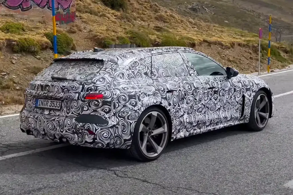 Spyvideo Erlkönig Audi RS5 Avant
