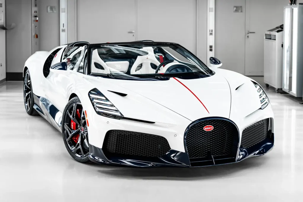 Bei uns auf Platz 3 der teuersten Cabrios der Welt, der fast 1.600 PS starke Bugatti Mistral