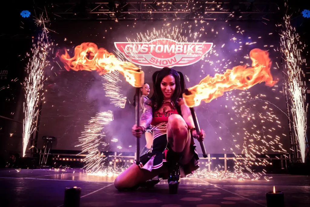 Nicht zu vergessen sind die Sexy Shows, die die Custombike 2025 ebenfalls mit im Programm hat
