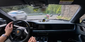 Verfolgungsjagd Porsche vs Yamaha vs BMW