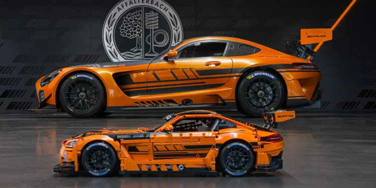 CaDA Mercedes-AMG GT3